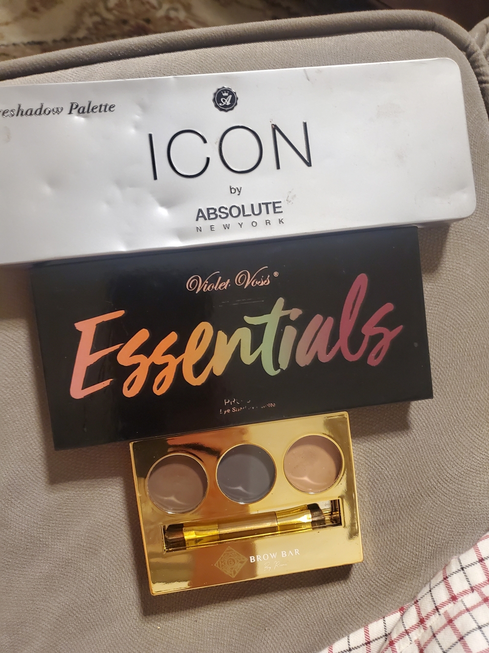 Everyday Neutral Eyeshadow Palette - Warm Browns & Soft Pinks 3 Pc